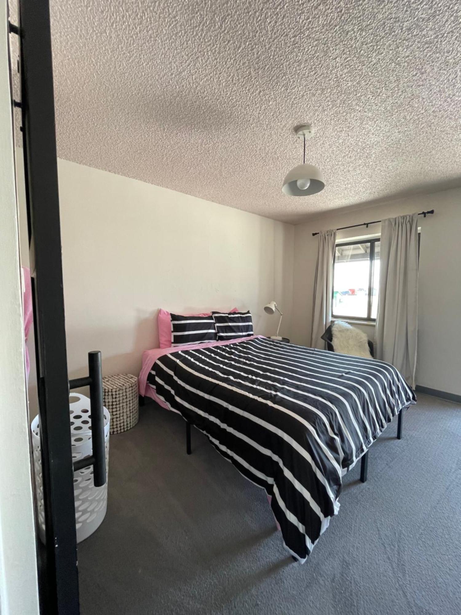 Rainbow Motel Greeley Bagian luar foto